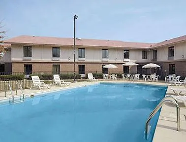 Super 8 By Wyndham Harrison Ar 
